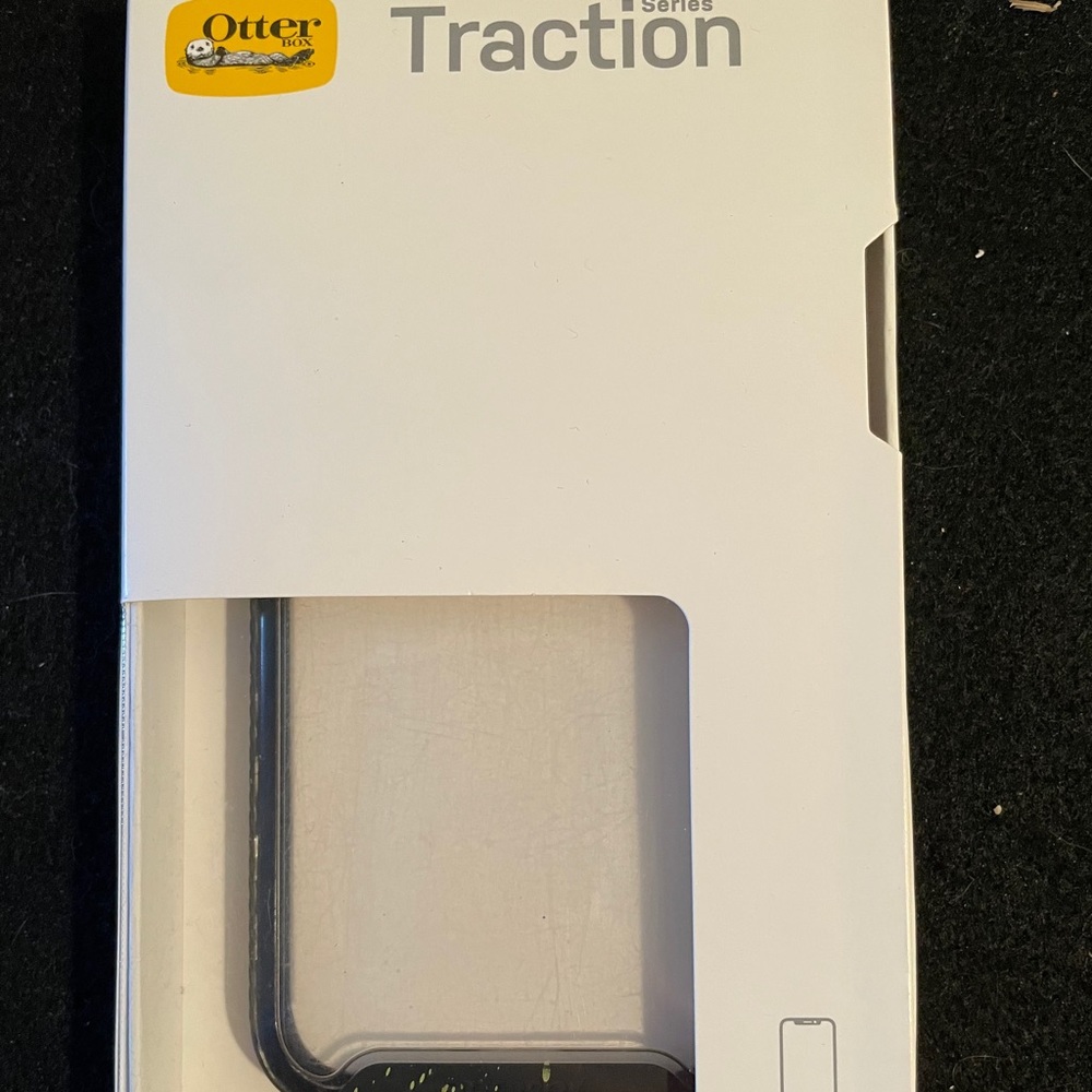 Otter box traction series iPhone XS phone case